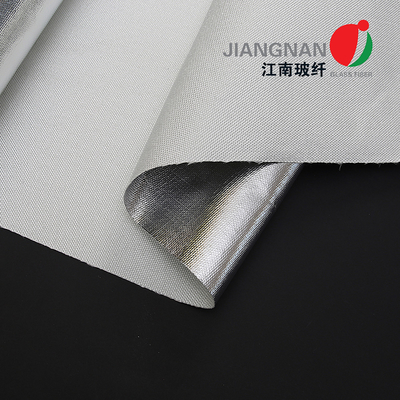 Vải sợi thủy tinh nhiều lớp bằng nhôm với bề mặt nhẵn được xử lý một mặt hoặc cả hai mặt